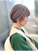 似合わせショートボブ/フェザーショート/細めハイライト