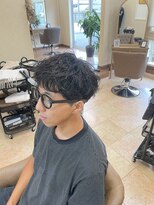 メルク(merc)&nbsp;ダークアッシュ/アッシュブラック/カルマパーマ/ベリーショート