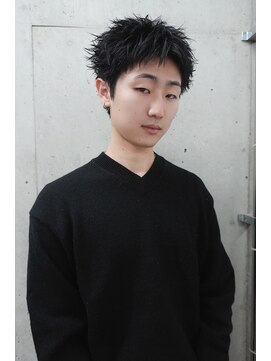 ピア ヤクイン(Pia Yakuin) ラフショート