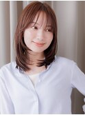バタフライカット小顔ミディアムレイヤースタイルY戸頭30代40代