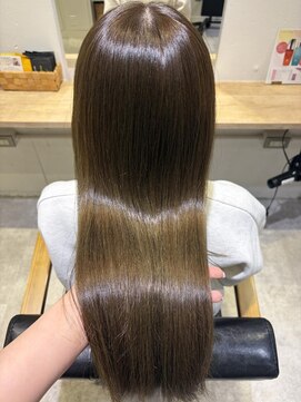 リタ(rita.) 小辻 オリーブベージュ×オージュアトリートメント