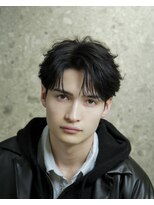 ネイビー 表参道(NAVY) フェザーショート