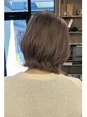 外ハネグレージュカラー