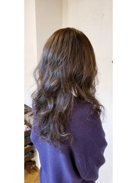 スナージーヘアーメイクス(SNAZZY HAIR MAKES) ダークグレージュ