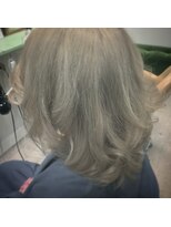 ヘアースペース 練馬店(hair space COCO)&nbsp;透明感抜群、アッシュグレー