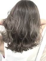 オリ(‘Oli)&nbsp;ハイライト＿プラチナグレイジュ