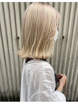 オリ(oli) ハイトーンミディアムヘア