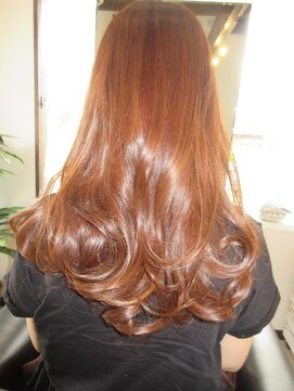 コア フィール ア デイ(COIFFURE A DAY) 【M3D見附今町】艶サラ美髪