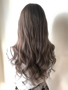 ランズ(LANDS) ダブルカラーとシールエクステで大人気グレージュ☆渡部雅己