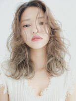 シーン バイ ラッド(SCENE by RAD)&nbsp;大人おしゃれレイヤー　360度立体的に♪似合わせカット【梅田】