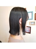切りっぱなし風ボブ