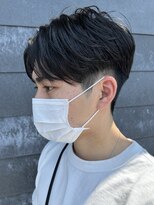 ヒュイル バイ ニアウ(Hwyl by Niau)&nbsp;メンズマッシュセンターパートスパイラルパーマニュアンスパーマ