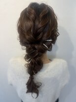 ソノ(sono)&nbsp;編みおろし　ふわふわ　ルーズヘア　お呼ばれヘアセット