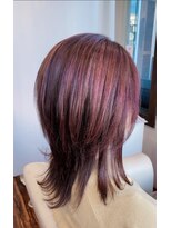 ウシワカマルガーデン(ushiwakamaru Garden)&nbsp;ウルフカット/白髪ぼかしハイライト