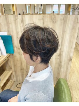 カミケンネクスト(kamiken.next) 美シルエット横顔美人大人ショート【カミケンネクスト店】