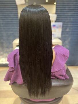 ヴィヴァーチェイルソーレ(VIVACE ilsole) 20代30代40代ストレートアッシュベージュ髪質改善大人ロング