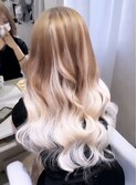 ギャルに大人気ホワイトエクステ