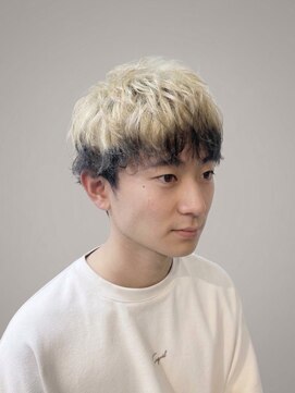 グロウ 別府店(growth) シャドウマッシュツーブロックエンドカラーハイトーン