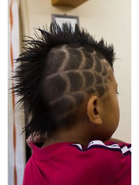カプリヘアーデザイン(Capri Hair design) キッズバリアート☆モヒカンスパイダー