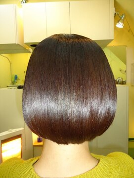 エムスリーディーミュゼステージ(M3D) 根元ピコカラ中間毛先ピコトリートメント＆カット