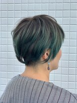 リトルカモジマ バイ ヴィーヴル(little kamojima by BIVRE)&nbsp;グリーングラデーション×ショートヘア