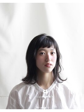 ファミリィ (PHAMILEE) 顔周りのニュアンスでつくるナチュラルロブ