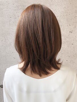 アグノス 青山(Agnos) ★大人かわいい美髪ホワイトグレージュ外ハネこなれミディ//