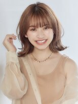 フォンズ(FONS)&nbsp;ナチュラルで可愛い前髪あり外ハネヘア ヨシンモリ 透明感カラー