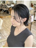 ミニボブ切りっぱなし前髪なし黒髪似合わせカット
