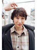 シカ(sica)&nbsp;マッシュショートにくるくるっとパーマ