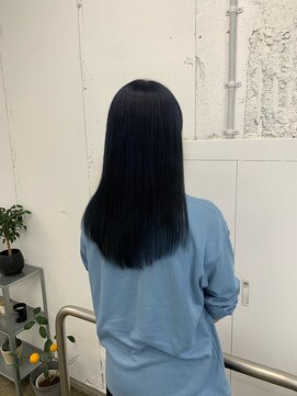 ユイツ バイカルテトリートメント×ネイビーブルー