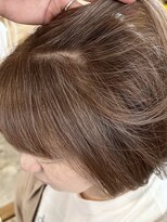 ウィークエンド(WEEKEND)&nbsp;脱白髪染めブリーチ無しダブルカラーカットトリート15400円