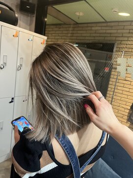 ラフ(LAFF) #ショコラアッシュ#ヘルシースタイル#ふんわりカール