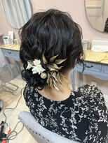 プーペ(pupe)&nbsp;大人お呼ばれシニヨン