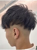 MEN'S HAIR &nbsp;センターパート　ツイストスパイラル　コンマヘア