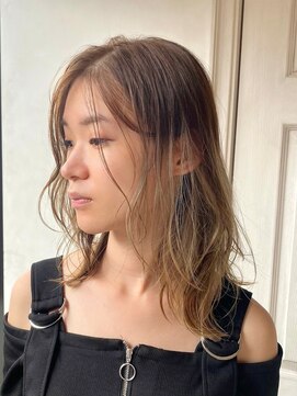 アロマ ヘアー ルーム 新宿3号店(AROMA hair room) 抜け感ベージュふんわりミディアムヘア/新宿/新宿三丁目