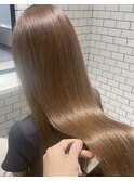 髪質改善トリートメント　透明感ベージュ　ツヤ髪スタイル