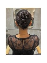 グラスバイネオリーブ 大倉山駅前店(grace by neolive)&nbsp;シンプルタイトスタイル/お呼ばれヘアセット