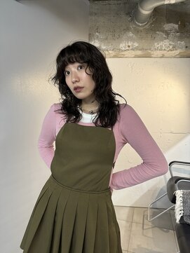 コードプラスリム(CODE+LIM) ミディアムパーマ／ウェーブヘア