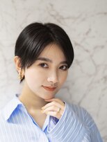 大人かわいい小顔ショートショートヘア30代40代50代白髪ぼかし
