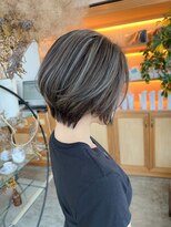 ナジック(749)&nbsp;コントラストハイライト×ハンサムショート