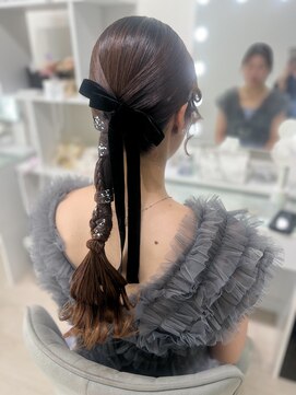 ルノンルージュ(Renon Rouge) タイトポニー