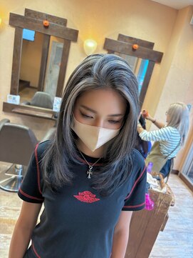 モアムー(Moremuu) 【Makoto】デザインカラー ホワイトベージュ