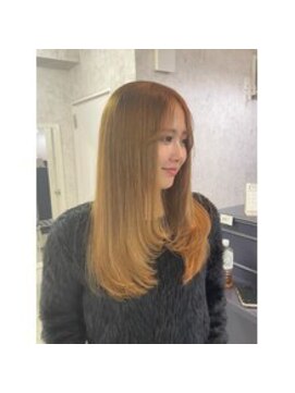 クラビス プラチノ(CLAVIS PRATINO) レイヤーカット　ダブルカラー　ミルクティー　ブリーチ