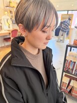 ウィ 立川(Oui) 【SEIGO】ケアブリーチ/スマートショート/ホワイトシルバー