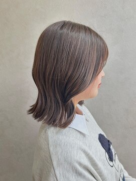 ネウィ 大分中央町店(newi) 透明感ベージュ×くびれミディ