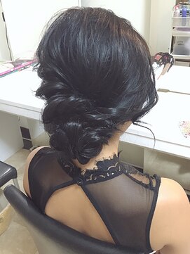 ヘアーアンドメイク トミー(Hair&Make Tommy) 大人アップ