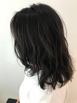 e.m.a プレミアムビューティーサロン 栄駅店(e.m.a PREMIUM BEAUTY SALON) ふんわりダークカラー