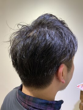 ユーネリー(U-NERY) 刈り上げショート