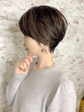 ルーファス 恵比寿 渋谷(Ruufus) ひし形美シルエットショートボブ【Ruufus恵比寿渋谷】31575